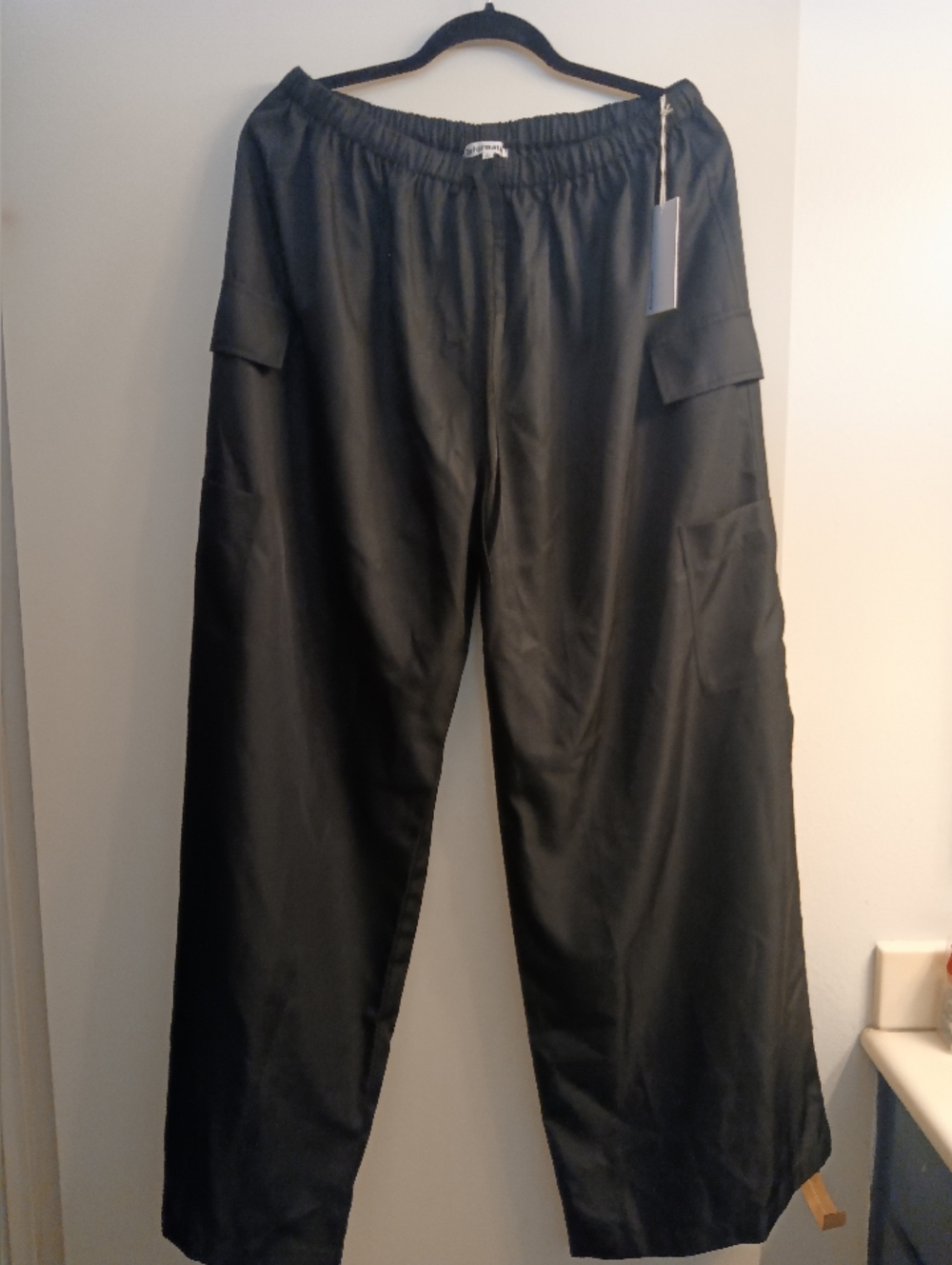 Reformation Ethan  Black Wide-Leg Cargo Pants